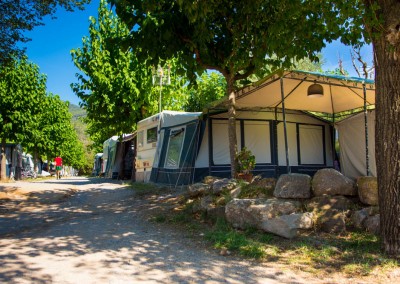 camping-el-pasqualet-barcelona-parcela-caravana-12